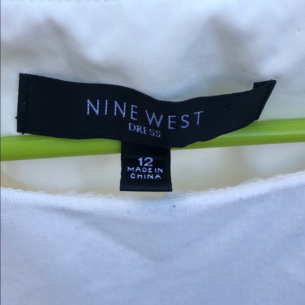 Dress - Picture 2 of 4